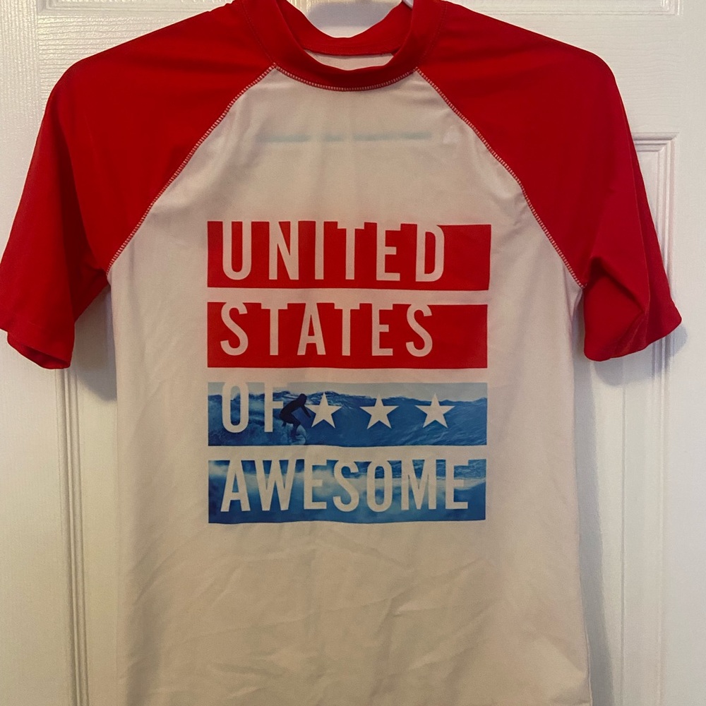 Old navy rash guard